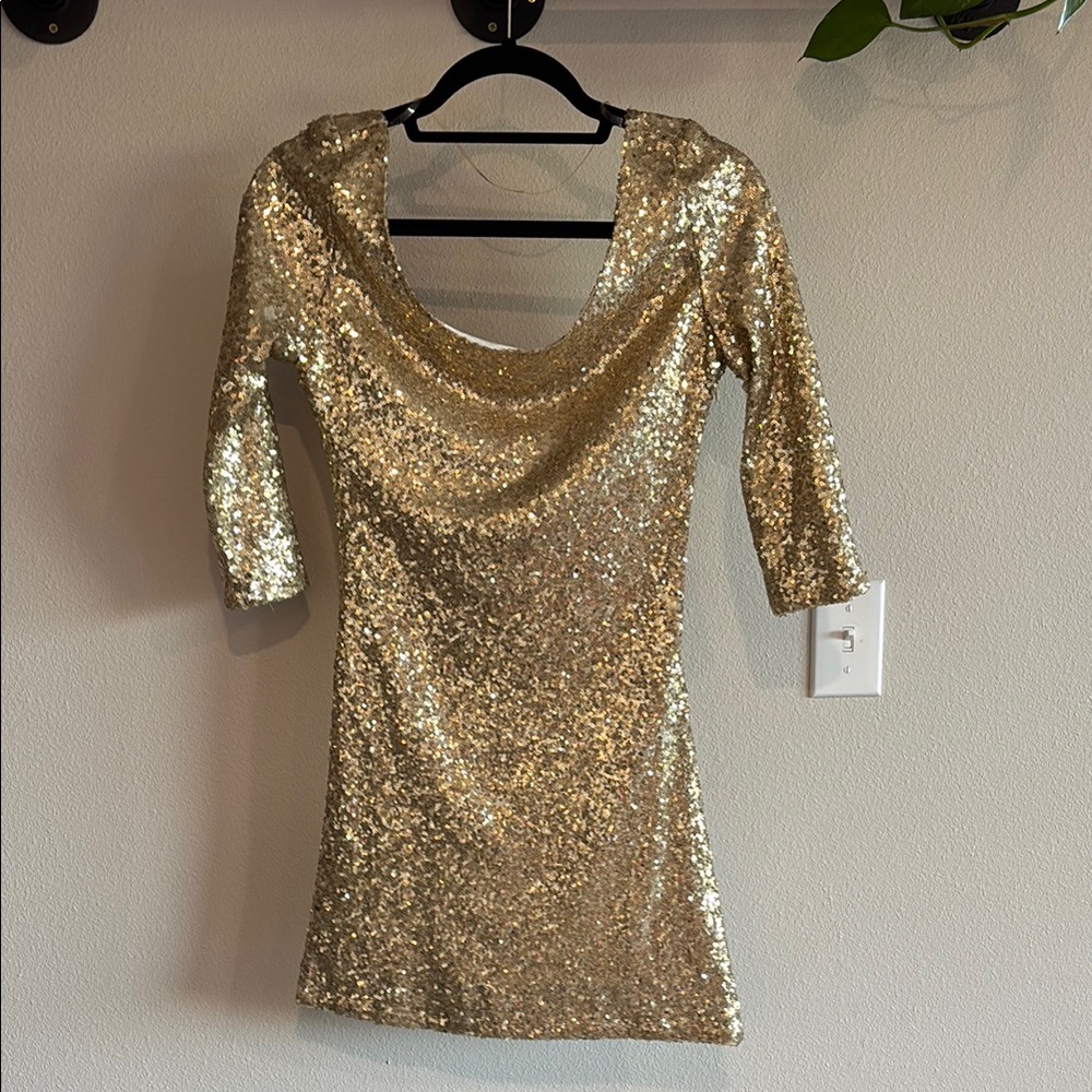 Fashionomics Gold Sequin Embellished Bodycon Mini Dress